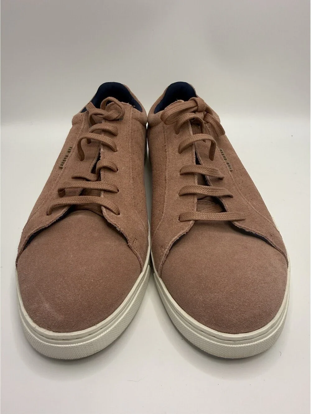 Ted Baker EPPAD Suede Textured Trainer Sneakers Dusty Pink US Sz 8.5 Mens